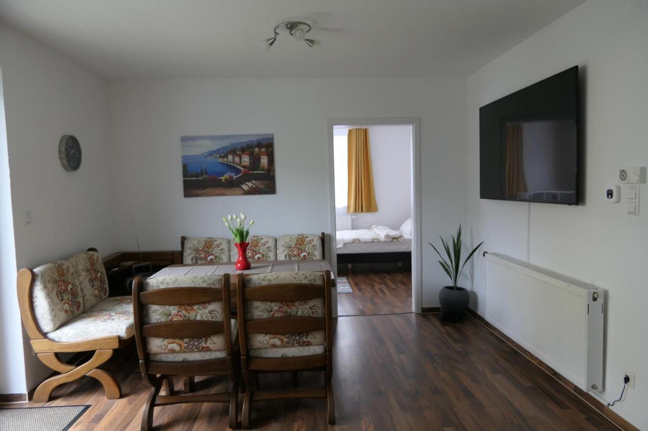 Ferienwohnung Am Bodensee- Zentrale Lage, Free Parking And Wifi, 109 M2, Privater Garten, 7 Gaeste, 2X Kingsize Boxspringbett, Familienfreundlich Фридрихсхафен Экстерьер фото